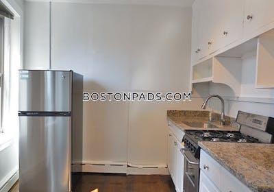 Cambridge Great 2 bed 1 bath available 9/1 on Willow St in Cambridge!!   Inman Square - $2,950