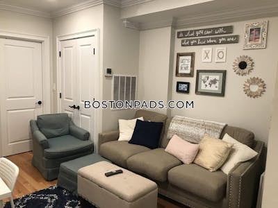 North End Deal Alert! Spacious 4 Bed 2 Bath apartment in Salem St Boston - $5,800