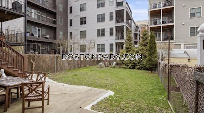 South Boston Recently Renovated 5 Bed 2 Bath on East 2nd St in South Boston Boston - $6,400