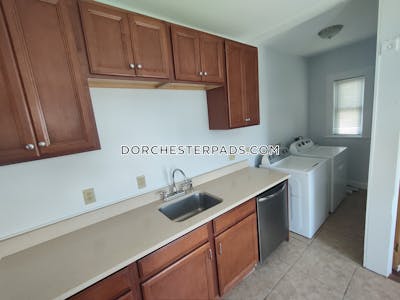 Dorchester Apartment for rent 3 Bedrooms 1 Bath Boston - $2,500