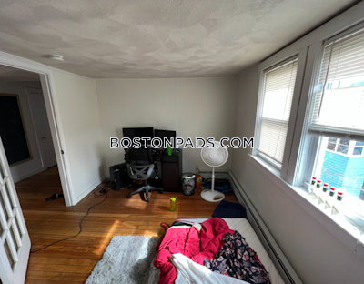 Somerville Apartment for rent 2 Bedrooms 1 Bath  Tufts - $3,200