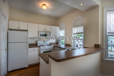 Allston Apartment for rent 2 Bedrooms 2 Baths Boston - $4,000